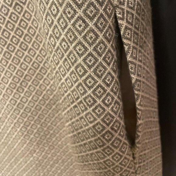 Gorgeous Benetton Elegant Straight Fit Coat: Size S - Picture 9 of 16